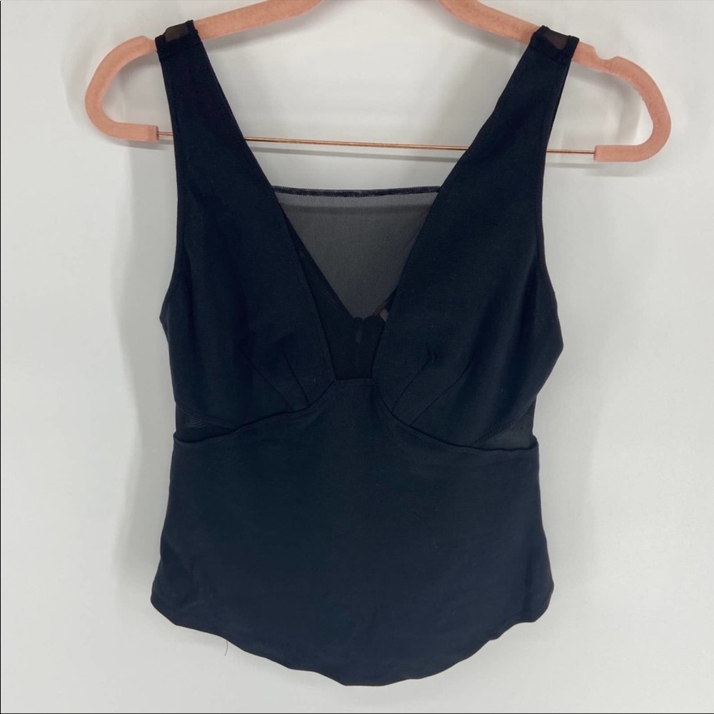 NWT!! Free People black v neck structured peplum tank blouse - Picture 2 of 7